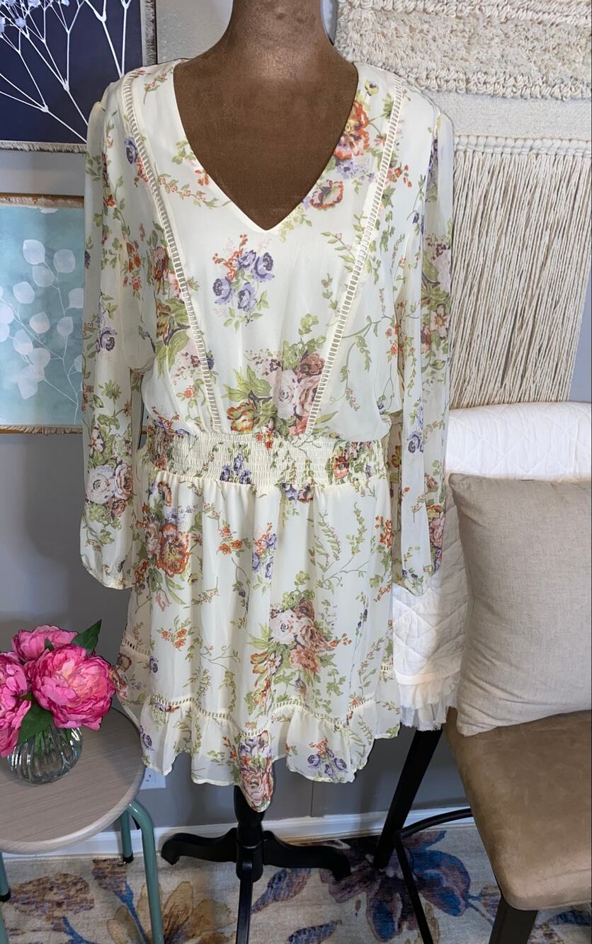 LC Lauren Conrad Floral Boho Peasant Dress Large Ivory Long Sleeve Smocked Waist